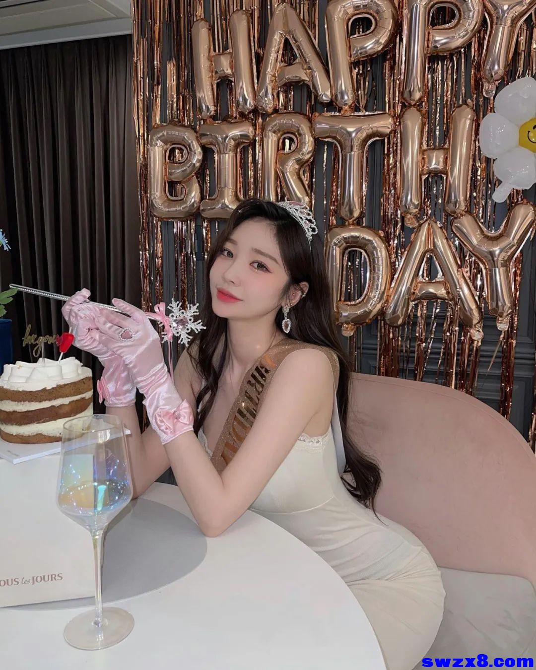 163b088c7fd9baf20dba11a71d13dd84.jpg